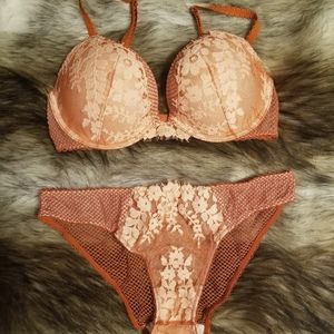 Matching Victoria Secret Bra and Panty
